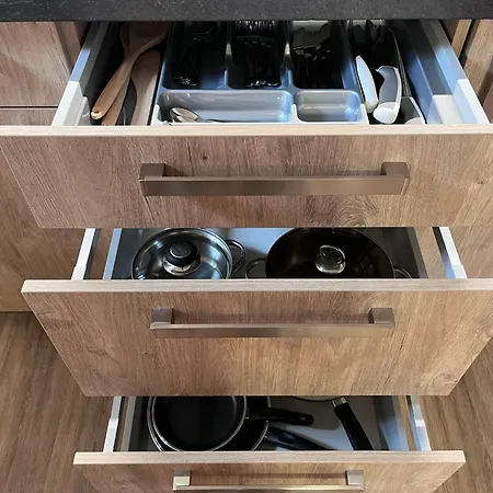 Mountain Near Bus - Walk Everywhere - Location *